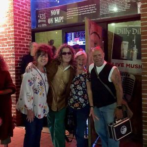 Meet your Posher, Donna